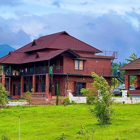 Misty Valley Resort Varagampadi Exterior foto