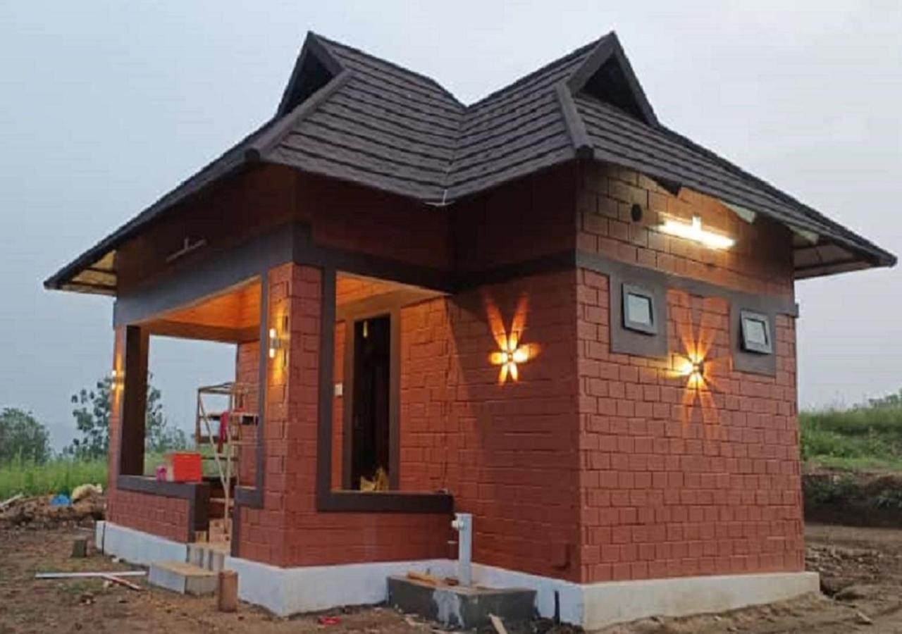 Misty Valley Resort Varagampadi Exterior foto