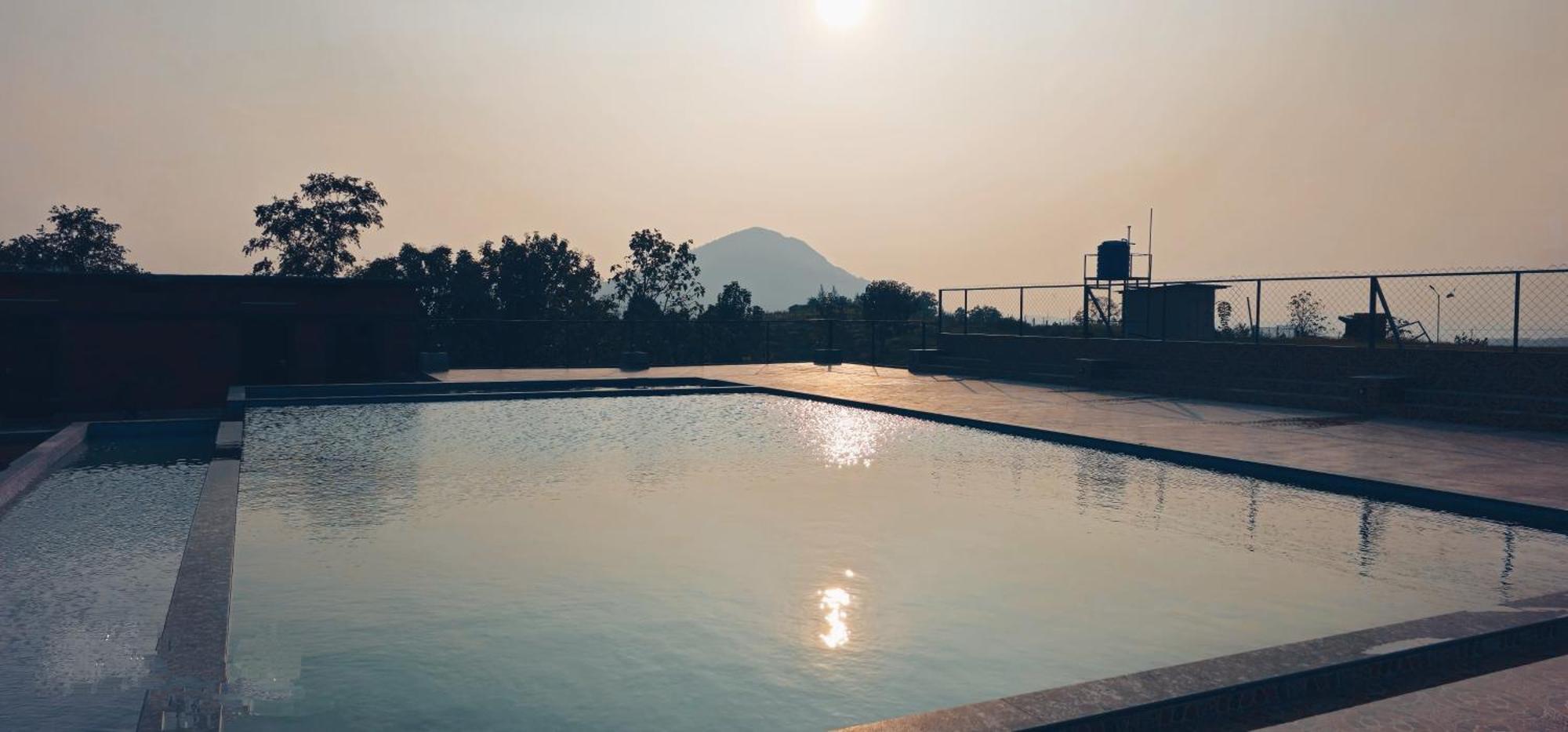 Misty Valley Resort Varagampadi Exterior foto