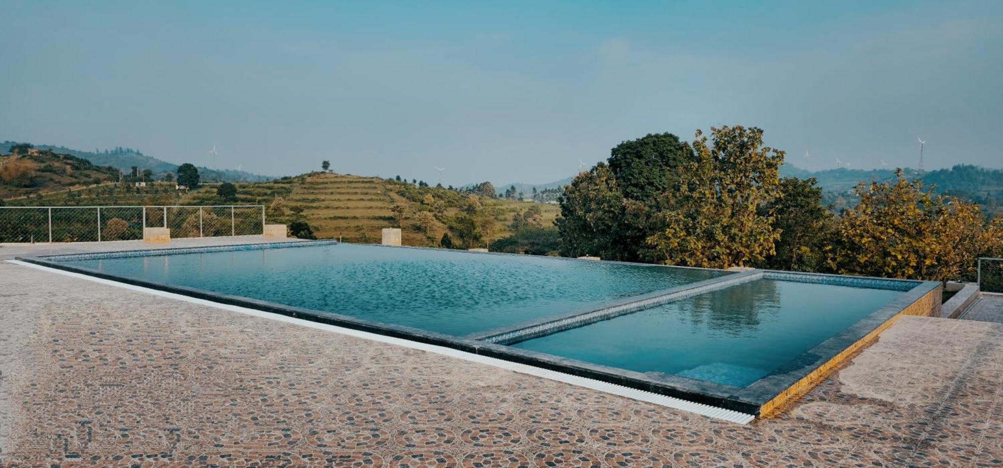 Misty Valley Resort Varagampadi Exterior foto