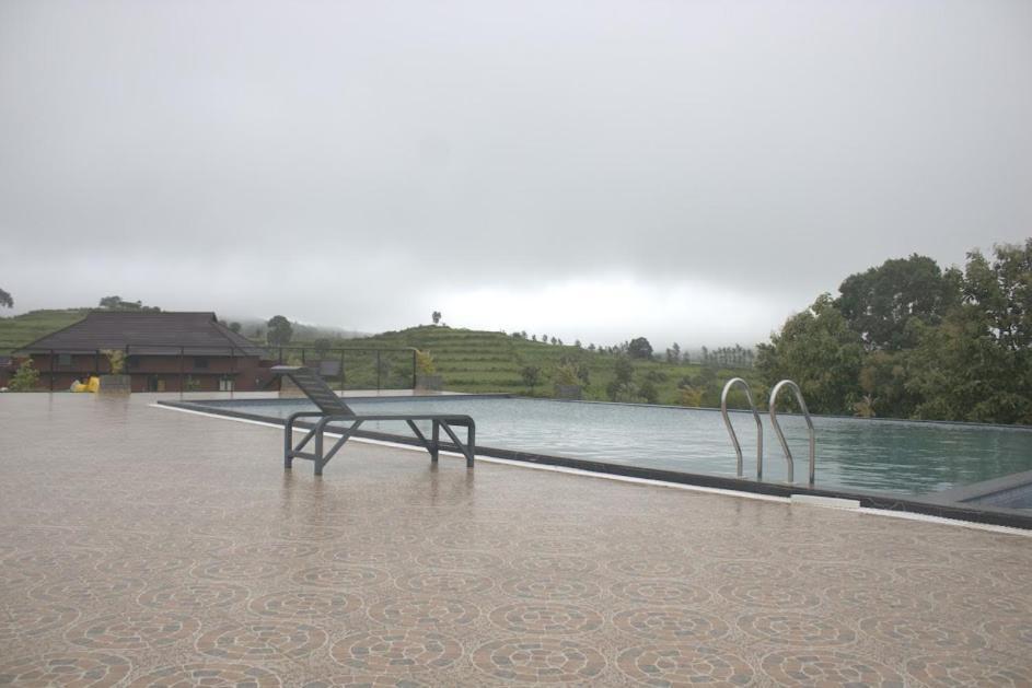 Misty Valley Resort Varagampadi Exterior foto